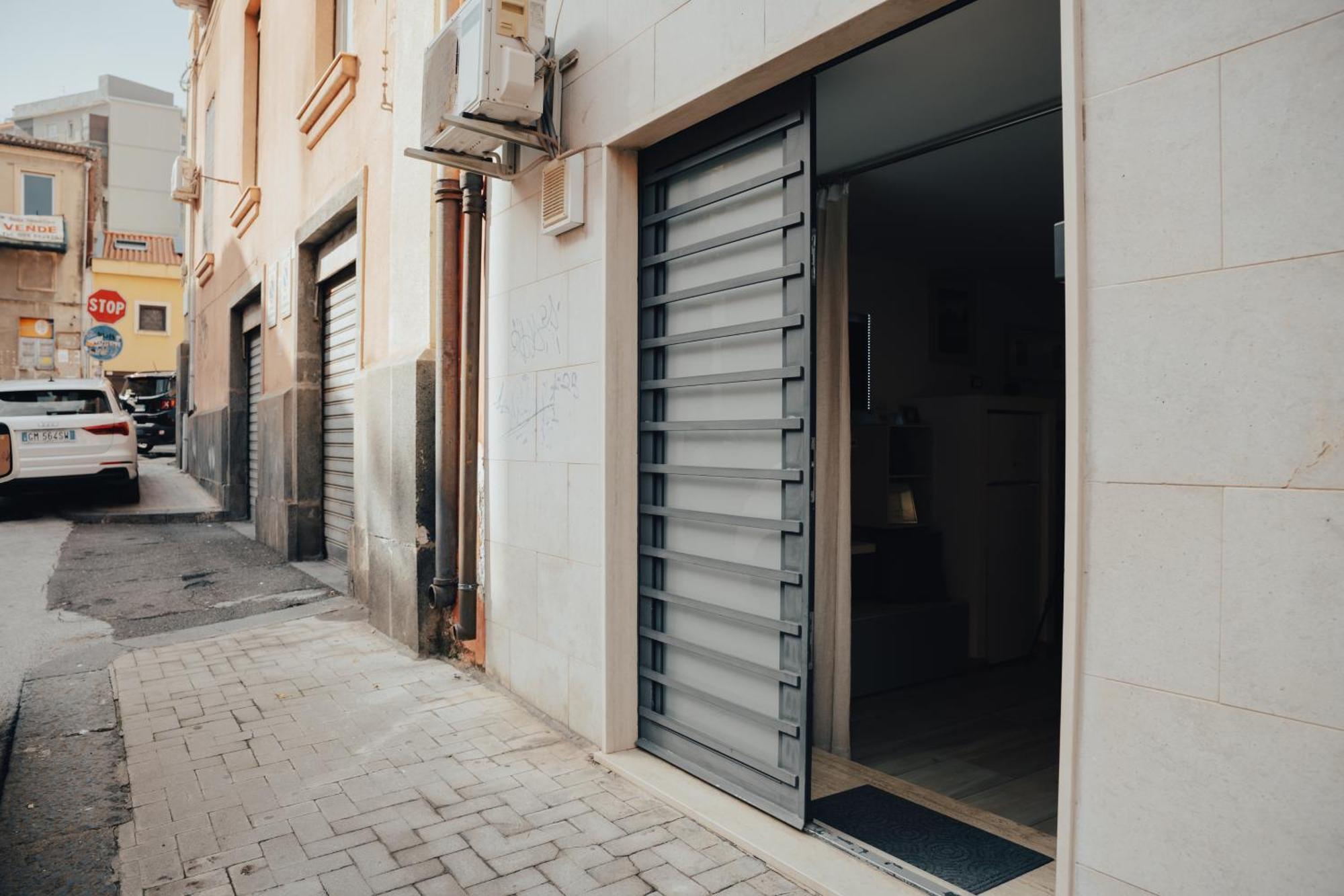 Catanese Proverb'S House - Via Napoli - Ground Floor Buitenkant foto